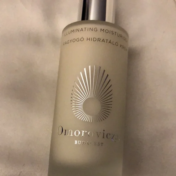 Omorovicza Illuminating Moisturiser 50ml NIB Moisturizer